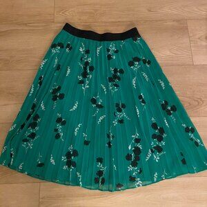 Ann Taylor Petite Small Green Pleated Midi Skirt NWT